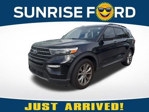 Used 2020 Ford Explorer XLT w/ Equipment Group 202A image 1