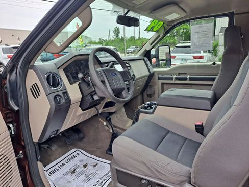 Used 2009 Ford F250 XL AWD/4WD image 7