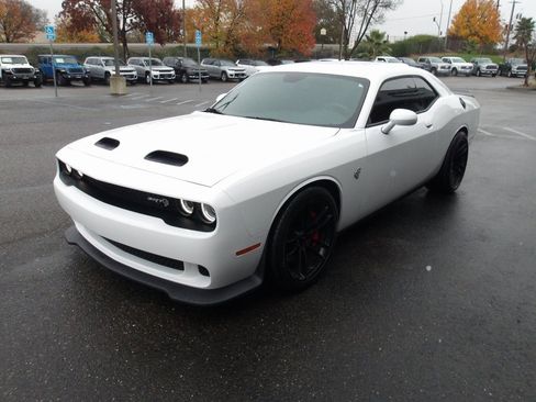 Used 2023 Dodge Challenger SRT Hellcat image 4