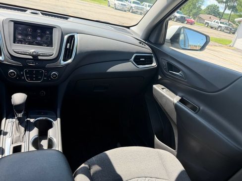 Used 2024 Chevrolet Equinox LT w/ LPO, Floor Liner Package AWD/4WD image 24