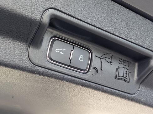 New 2026 Ford Explorer Active w/ Active Comfort Package image 15