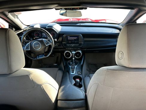 Used 2020 Chevrolet Camaro LT image 10