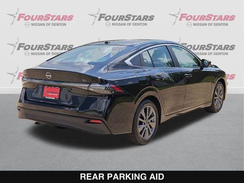 New 2026 Nissan Sentra SL FWD image 4