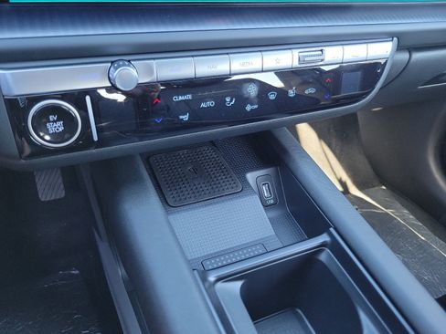 New 2023 Hyundai Ioniq 6 SEL AWD/4WD image 10