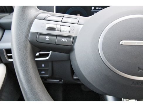Used 2025 Hyundai Sonata SEL FWD image 15