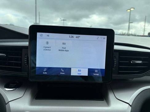 Used 2023 Ford Explorer XLT image 15