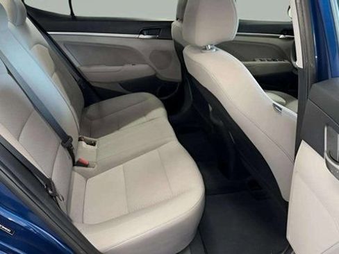 Used 2019 Hyundai Elantra SEL image 25