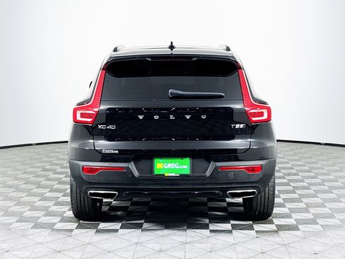 Used 2020 Volvo XC40 T5 R-Design image 8