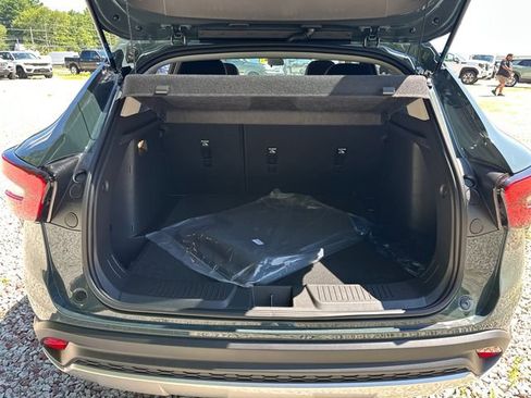 New 2026 Chevrolet Trax LT w/ LT Convenience Package FWD image 10