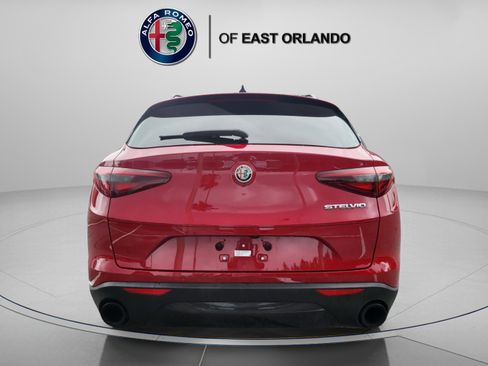 Used 2023 Alfa Romeo Stelvio Sprint RWD image 6