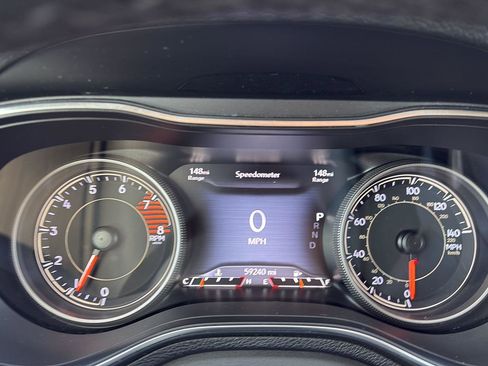 Used 2019 Jeep Cherokee Limited image 12