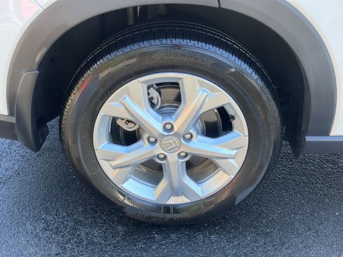 Certified 2024 Honda HR-V LX image 13