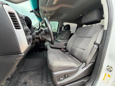 Used 2019 GMC Sierra 2500 SLE w/ SLE Preferred Package AWD/4WD image 13