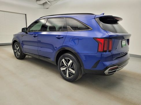Used 2022 Kia Sorento S image 3