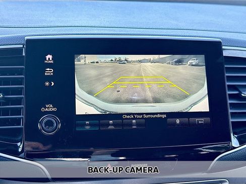 Used 2023 Honda Passport EX-L image 5