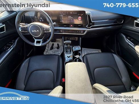 Used 2023 Kia Sportage EX image 12