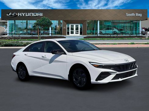 New 2026 Hyundai Elantra Sport image 10