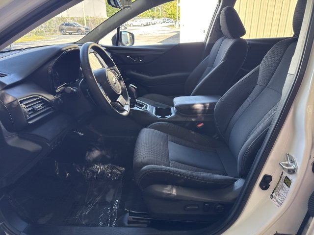Used 2024 Subaru Outback Premium AWD/4WD image 16