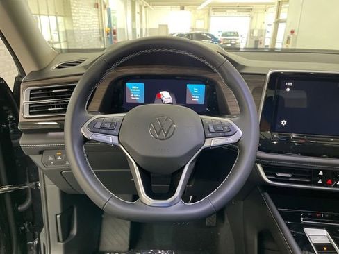 New 2026 Volkswagen Atlas SEL image 16