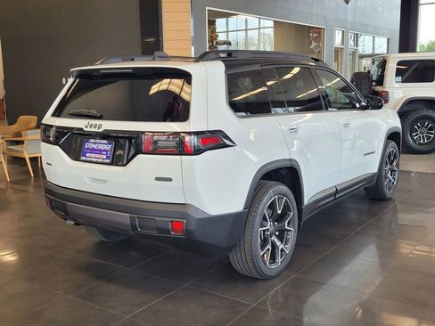 New 2026 Jeep Cherokee Overland image 3