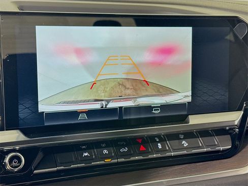 New 2026 GMC Sierra 1500 SLT image 9