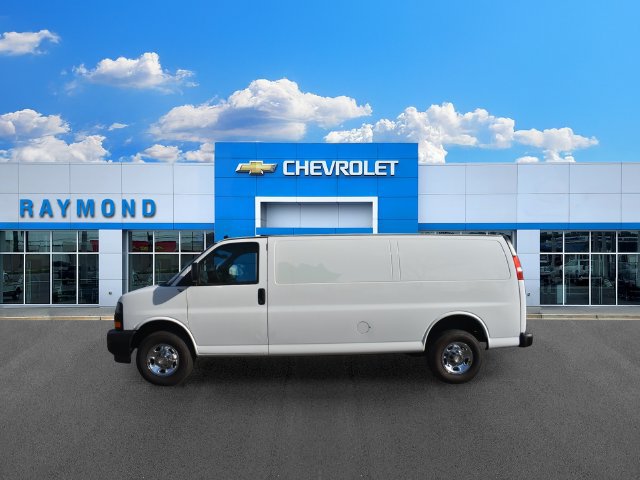 Used 2025 Chevrolet Express 2500 Extended RWD image 6