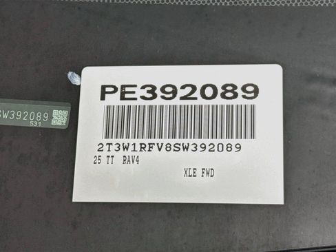 Certified 2025 Toyota RAV4 XLE FWD image 46