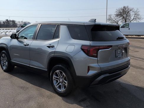 Used 2025 GMC Terrain Elevation image 2