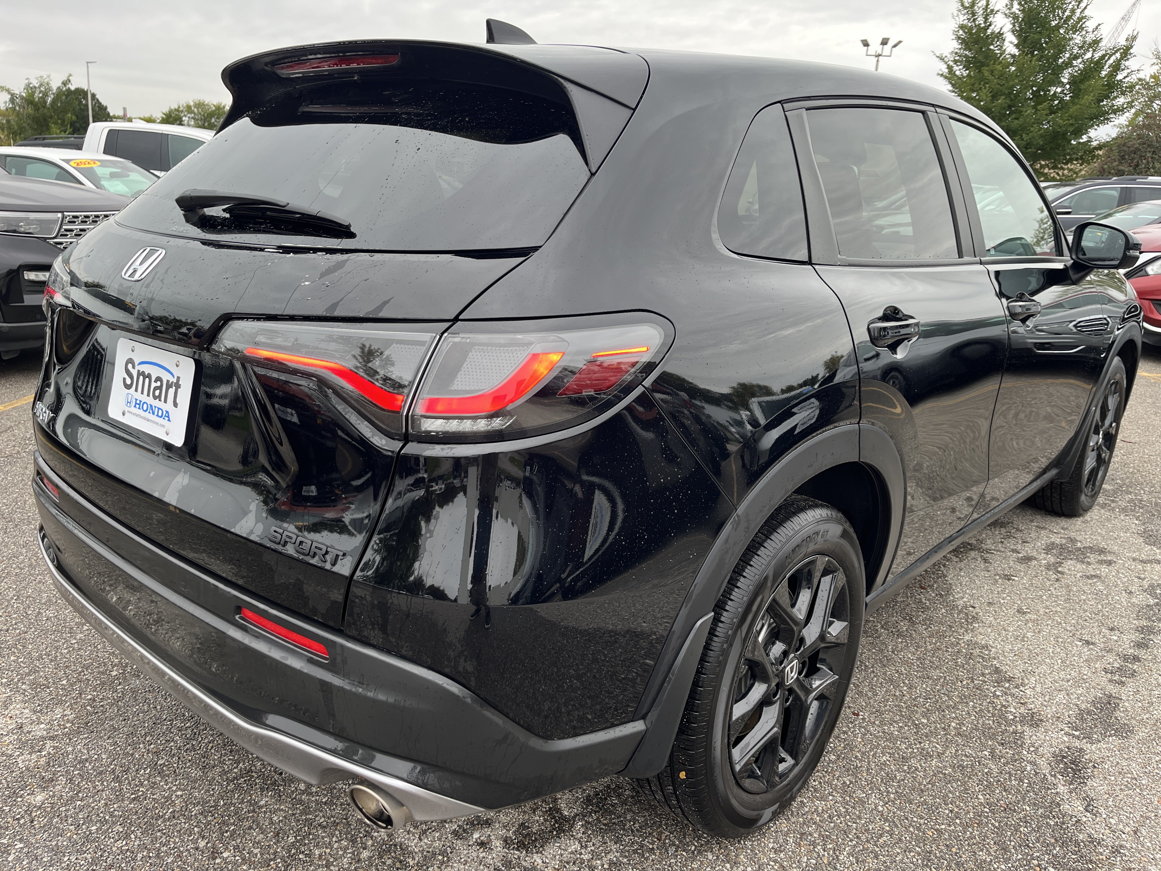 Used 2024 Honda HR-V Sport image 5