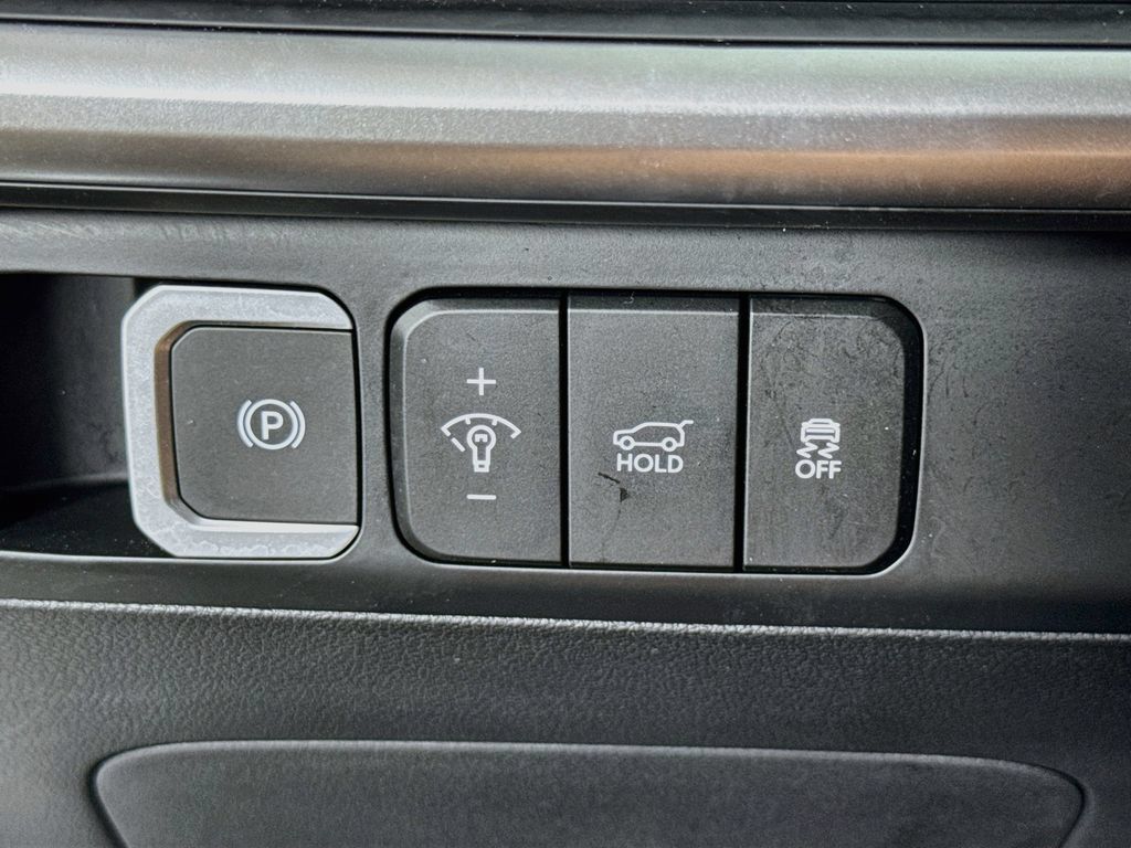 Used 2026 Hyundai Santa Fe SEL AWD/4WD image 19