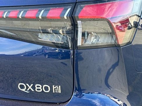 Used 2025 INFINITI QX80 Sensory image 37
