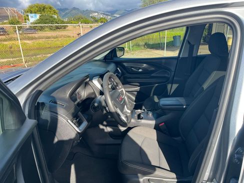Used 2024 GMC Terrain SLE image 22