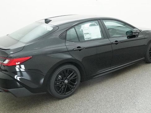 New 2026 Toyota Camry SE FWD image 12