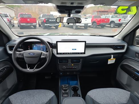 New 2025 Ford Maverick XLT w/ XLT Luxury Package image 16