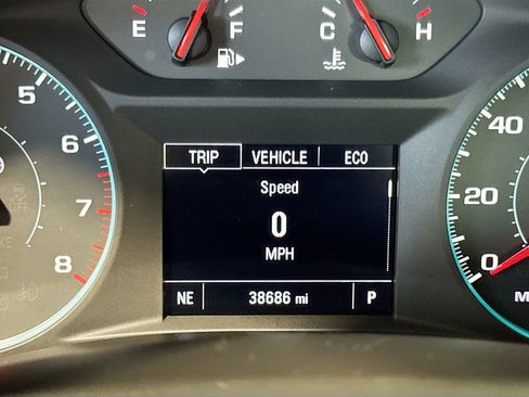 Used 2024 Chevrolet Malibu LT FWD image 21