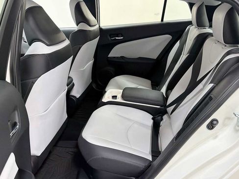 Certified 2017 Toyota Prius Prime Advanced w/ Carpet Mat Package FWD image 24