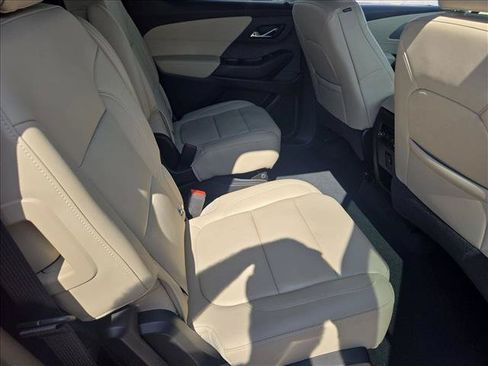 Certified 2023 Chevrolet Traverse LT w/ LPO, Cargo Package FWD image 19
