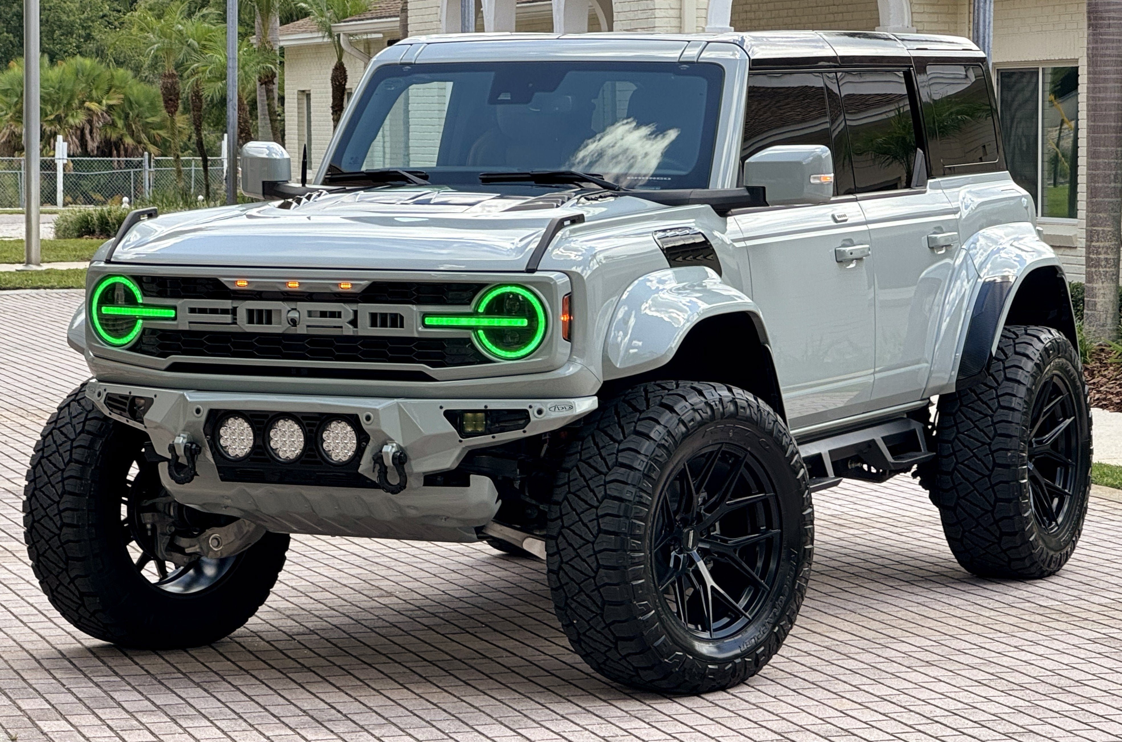 Used 2024 Ford Bronco Raptor w/ Interior Carbon Fiber Pack 6 AWD/4WD image 5