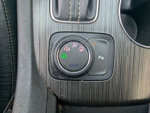 Used 2019 GMC Acadia SLT AWD/4WD image 22