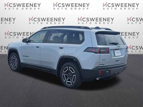 Used 2026 Jeep Cherokee Limited AWD/4WD image 3