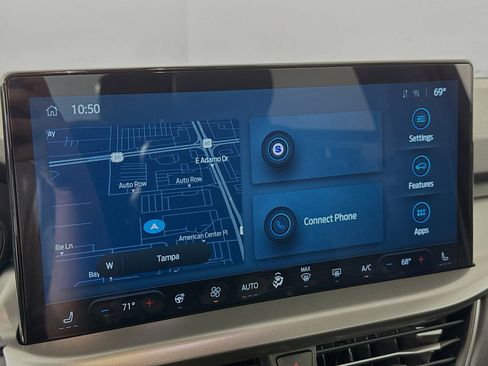 Used 2025 Ford Escape SE w/ Class II Trailer Tow Package image 55