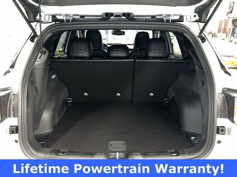 New 2026 Jeep Compass Limited image 24