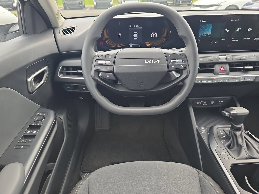 New 2026 Kia K4 FWD image 13