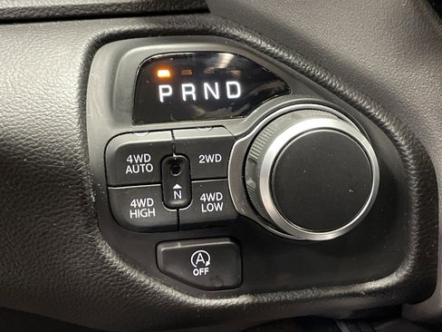 Used 2025 RAM 1500 Big Horn AWD/4WD image 11