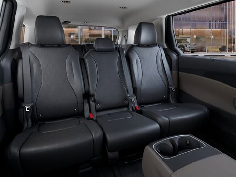 New 2026 Kia Carnival EX image 16