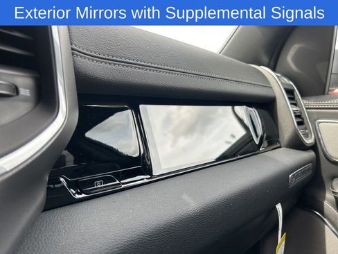 New 2026 RAM 1500 Laramie AWD/4WD image 29