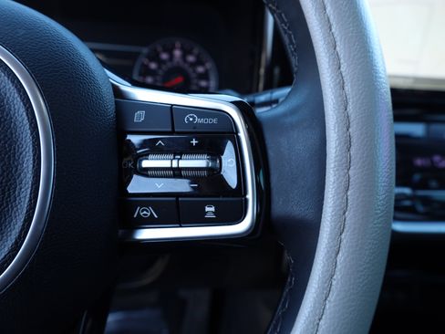 Used 2023 Kia Sorento X-Line EX image 27