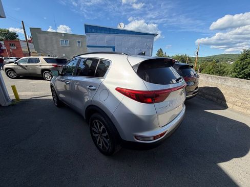 Used 2018 Kia Sportage EX w/ EX Premium Package AWD/4WD image 3