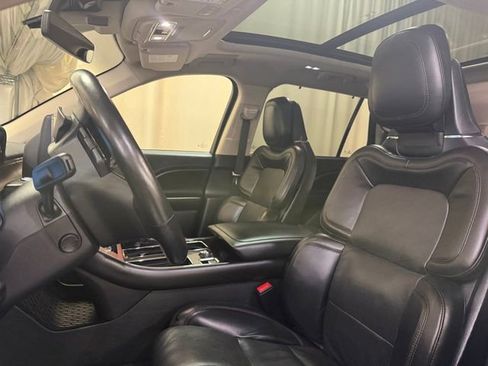 Used 2022 Lincoln Aviator Reserve w/ Equipment Group 201A image 25