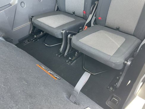 Used 2020 Ford Transit Connect XL FWD image 15